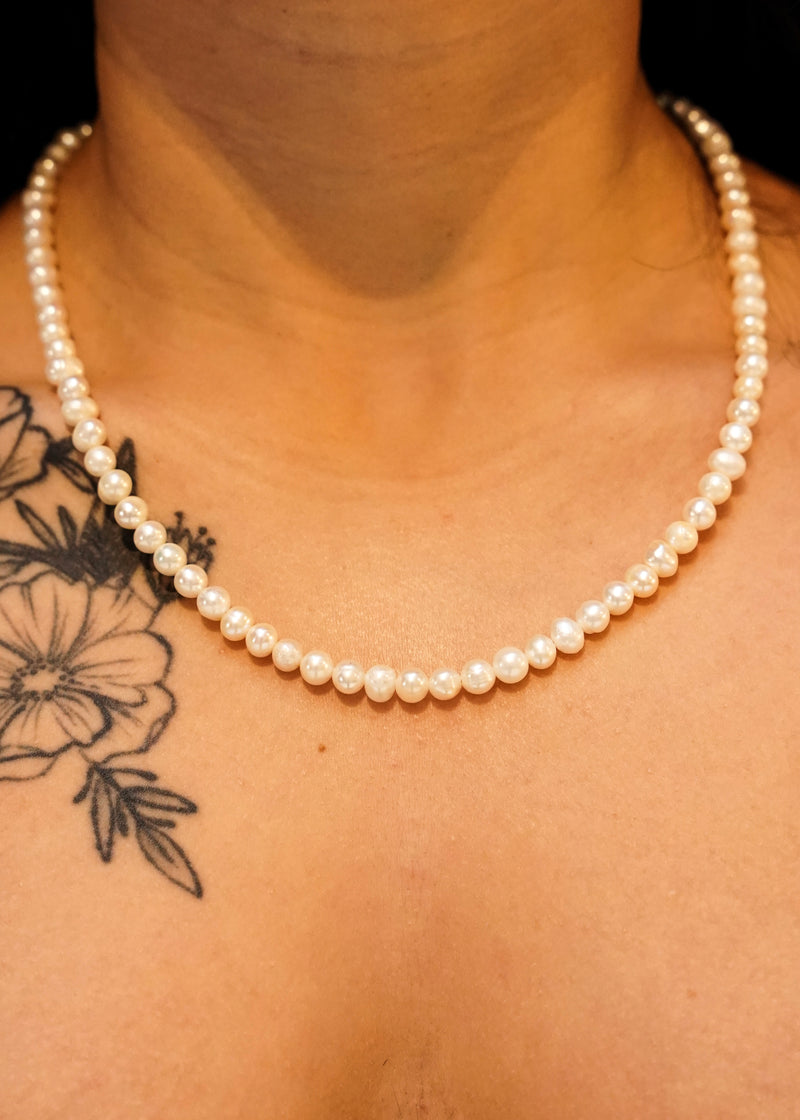 Women 6mm Natural Freshwater Pearl Necklace